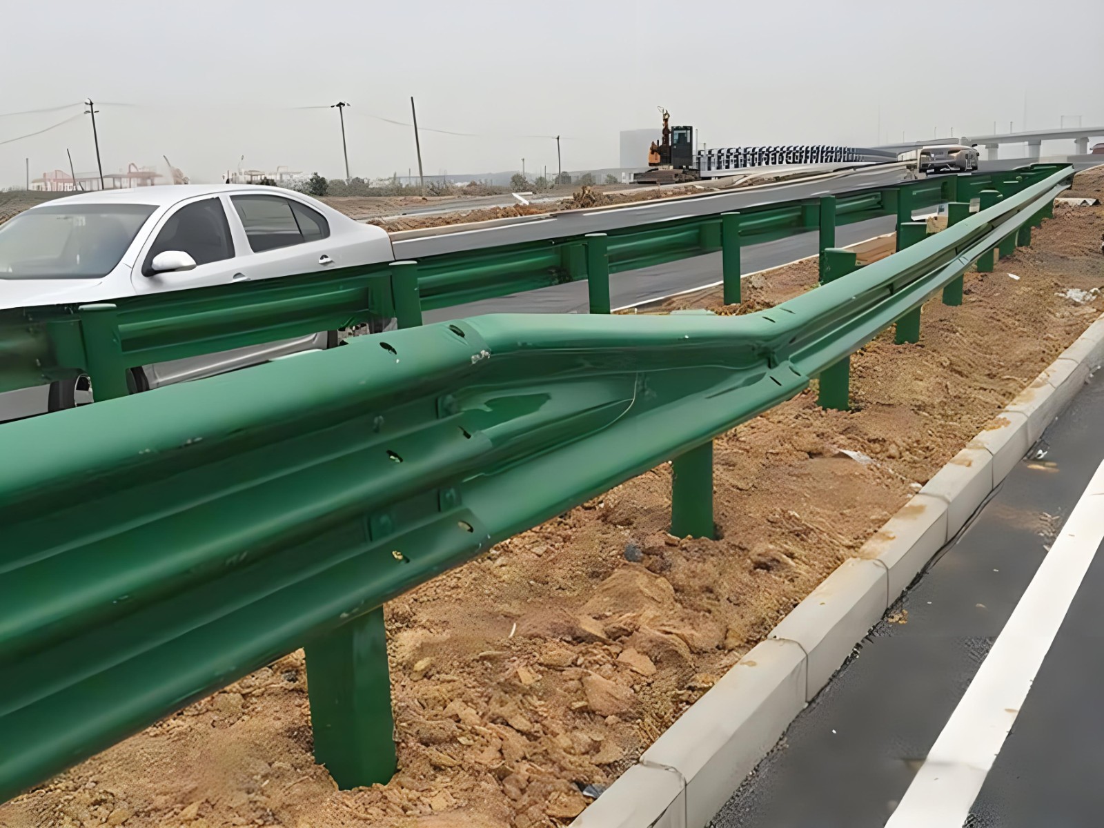 黔西南高速波形护栏板日常维护方案确保道路安全新举措